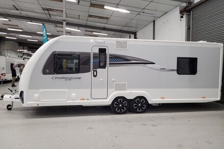 Swift Challenger Grande 4 Berth Twin Axle 5
