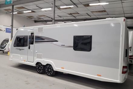 Swift Challenger Grande 4 Berth Twin Axle 6