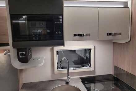 Swift Challenger Grande 4 Berth Twin Axle 14