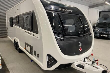 Swift Conqueror 645 4 Berth Twin Axle Caravan 10