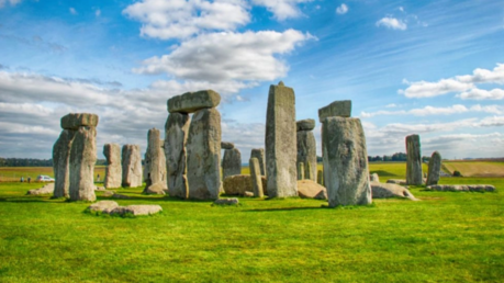 Visiting Stonehenge in Your Caravan