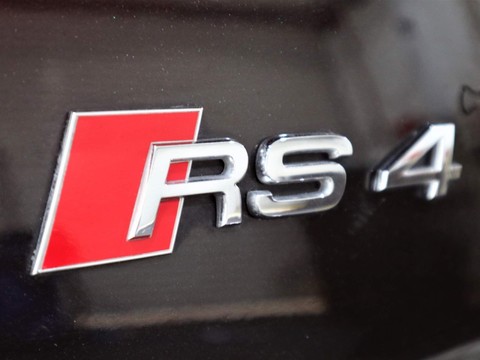 Audi RS4 4.2 FSI V8 S Tronic quattro 5dr 56