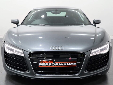 Audi R8 4.2 FSI V8 S Tronic quattro 2dr 70