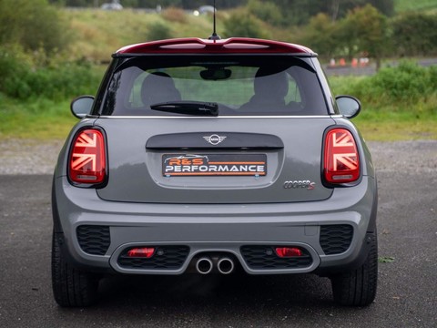 Mini Hatch 2.0 Cooper S Sport Euro 6 (s/s) 3dr 8