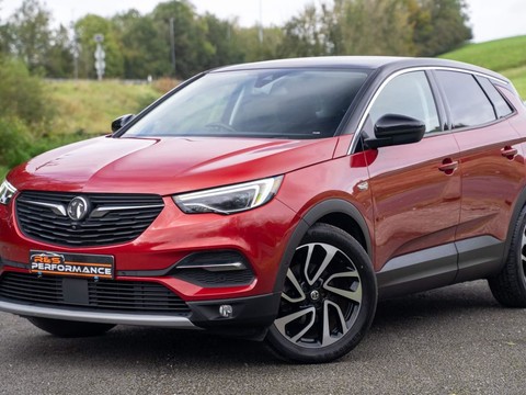 Vauxhall Grandland X 2.0 Turbo D BlueInjection Ultimate Auto Euro 6 (s/s) 5dr 3