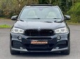 BMW X5 M50D 5