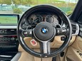 BMW X5 M50D 27