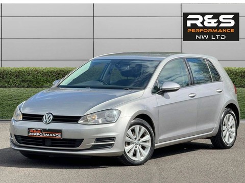 Volkswagen Golf 2.0 TDI BlueMotion Tech SE DSG Euro 5 (s/s) 5dr 3