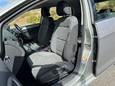 Volkswagen Golf 2.0 TDI BlueMotion Tech SE DSG Euro 5 (s/s) 5dr 12