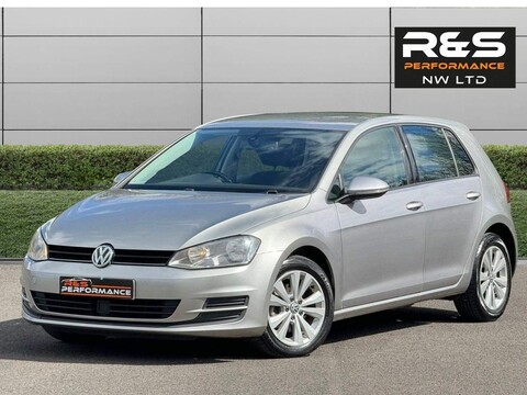 Volkswagen Golf 2.0 TDI BlueMotion Tech SE DSG Euro 5 (s/s) 5dr 3