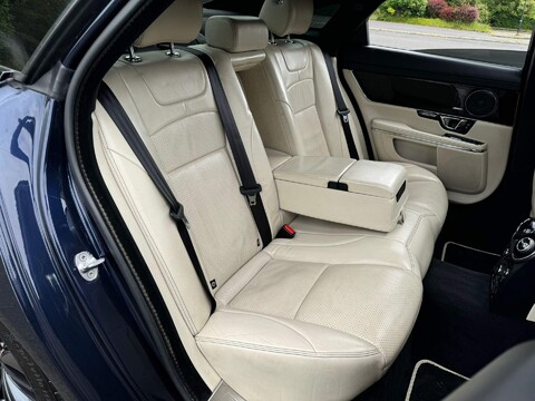 Jaguar XJ 3.0d V6 R-Sport Auto Euro 6 (s/s) 4dr 14