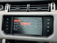 Land Rover Range Rover 3.0 TD V6 Vogue Auto 4WD Euro 6 (s/s) 5dr 40