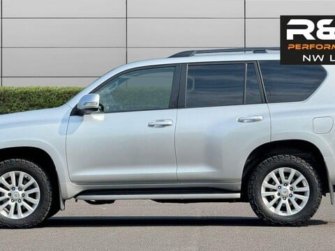 Toyota Land Cruiser 3.0 D-4D Icon Auto 4WD Euro 5 5dr (7 Seats) 8