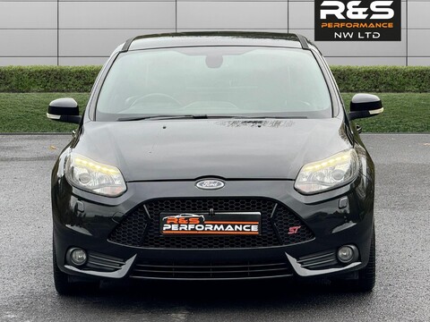 Ford Focus 2.0T EcoBoost ST-3 Euro 5 (s/s) 5dr 5