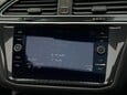 Volkswagen Tiguan 2.0 TDI R-Line DSG 4Motion Euro 6 (s/s) 5dr 40