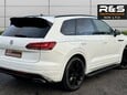 Volkswagen Touareg 3.0 TDI V6 R-Line Tiptronic 4Motion Euro 6 (s/s) 5dr 12