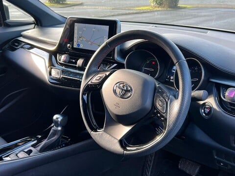 Toyota C-HR 1.8 VVT-h GR SPORT CVT Euro 6 (s/s) 5dr 9