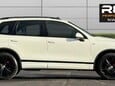 Volkswagen Touareg 3.0 TDI V6 BlueMotion Tech R-Line Tiptronic 4WD Euro 5 (s/s) 5dr 7