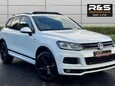 Volkswagen Touareg 3.0 TDI V6 BlueMotion Tech R-Line Tiptronic 4WD Euro 5 (s/s) 5dr 43