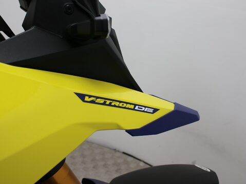 Suzuki V-Strom 800DE DE Euro 5 776cc PRE- REG Bargain 20