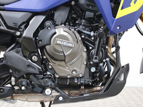Suzuki V-Strom 800DE DE Euro 5 776cc PRE- REG Bargain 23