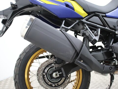 Suzuki V-Strom 800DE DE Euro 5 776cc PRE- REG Bargain 25