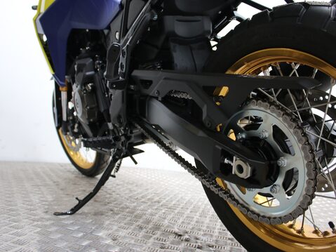 Suzuki V-Strom 800DE DE Euro 5 776cc PRE- REG Bargain 29