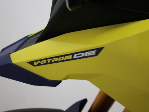 Suzuki V-Strom 800DE DE Euro 5 776cc PRE- REG Bargain 32