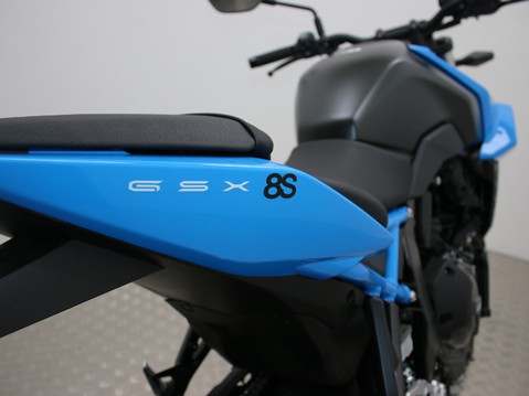 Suzuki GSX-8S DEMO AVAILABLE 15