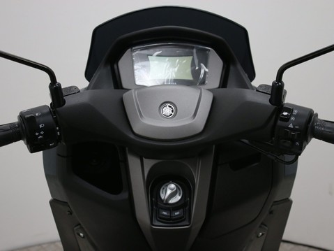 Yamaha Nmax 125 One with the city - Finance Available 14