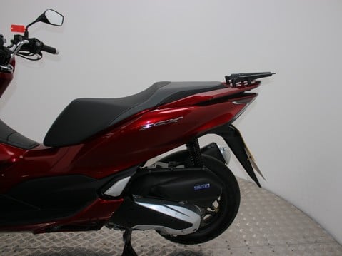 Honda PCX125 9