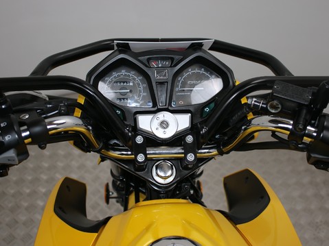 Honda CB125F 8