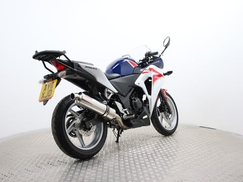 Honda CBR250 R 9
