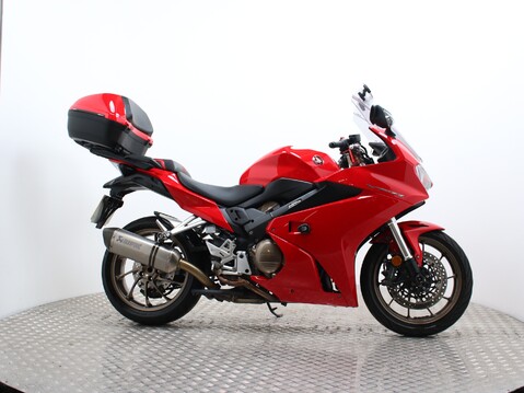 Honda VFR800F 8