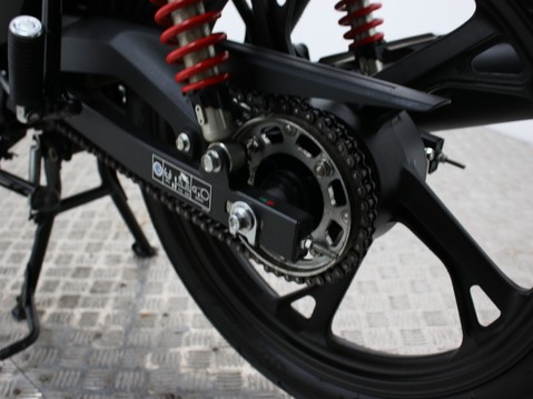 Honda CB125F 5