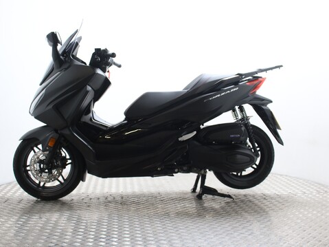 Honda NSS350 Forza NSS 350 A-P 8