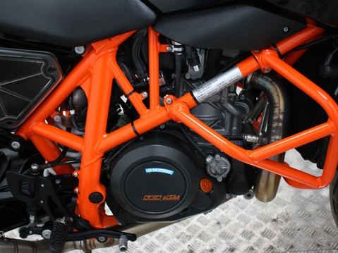 KTM 690 Duke R Finance Available 11