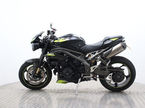 Triumph Speed Triple 1050 SPEED TRIPLE RS 9