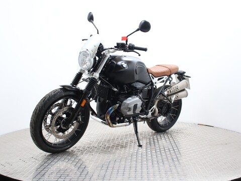 BMW R nineT Scrambler R NINET RACER SCRAMBLER X 4