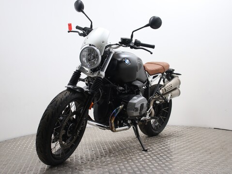 BMW R nineT Scrambler R NINET RACER SCRAMBLER X 6