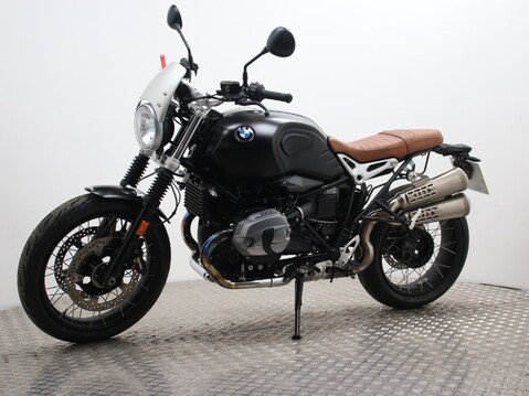 BMW R nineT Scrambler R NINET RACER SCRAMBLER X 8