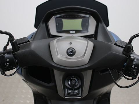 Yamaha Nmax 125 GPD125-A ABS 9