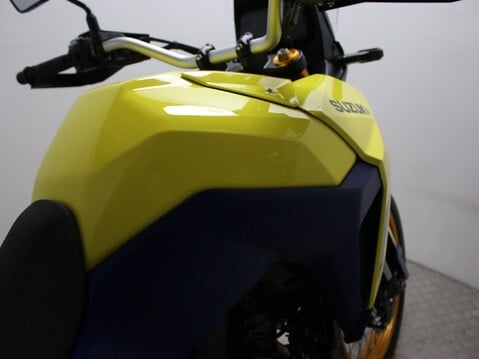 Suzuki V-Strom 800DE Finance Available 12