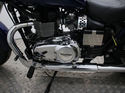 Triumph America AMERICA 865cc 28