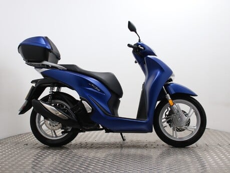 Honda SH125i SH 125 AD-P