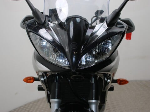 Yamaha FZ6 Fazer FZ6 17