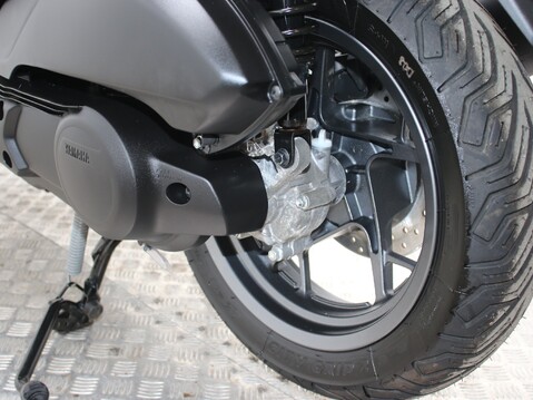 Yamaha Xmax 125 X-MAX 125 (YP125RA) 26