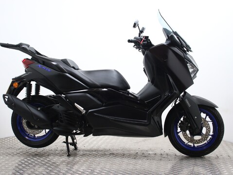 Yamaha Xmax 125 X-MAX 125 (YP125RA) 1