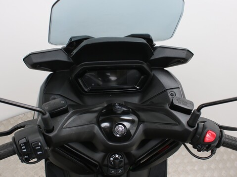 Yamaha Xmax 125 X-MAX 125 (YP125RA) 14