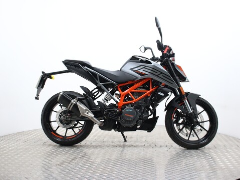 KTM 125 Duke 125 DUKE 21 